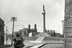General Lee monument - Tivoli Circle (1894)