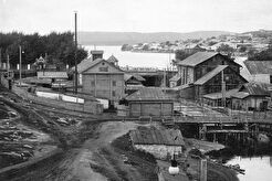 Вид на Миасский пруд через плотину с востока (1890)