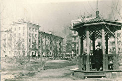 Беседка в парке у пл. Славы (1960)