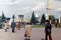 ВДНХ СССР. На площади Дружбы народов (1980)