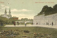 Теннисный корт (1890)