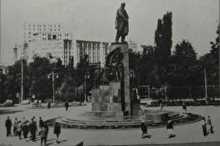 Памятник Тарасу Шевченко (1960)