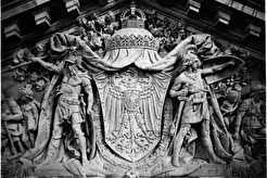 Vom Bau des Reichstages: Mittlerer Teil des Giebelfeldes an der Westeite (1893)
