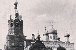 Церковь Троицы Живоначальной. Сенокос (1900)