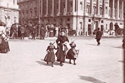 Place de la Concorde (1880)