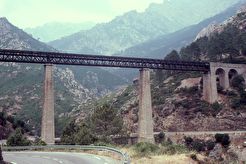 Viaduc sur le Vecchio ou pont Eiffel (1981)