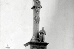 Памятник Сусанину и царю Михаилу (1895)