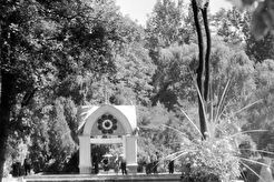 Стеклянная струя (1960)