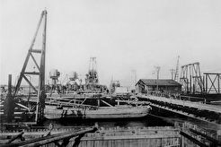 Строительство Троицкого моста (1900)