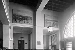Интерьер вестибюля Ярославского вокзала в Москве (1904)