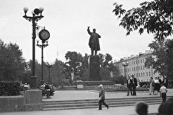 Памятник Ленину (1960)