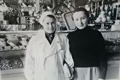 В гастрономе на Партизанской (1960)