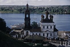 Плес. Церковь Воскресения Христова и пристань (1958)