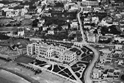 Город Родос, вид на отель Grande Albergo delle Rose и примыкающие строения (1931)