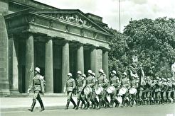 Wehrmacht an der Neuen Wache (1933)