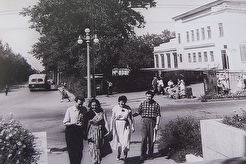 Проспект Коммунистический (1960)