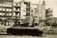 Подбитый на улице Гоголя танк Т-34 из состава 6-й тбр (1942)