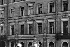 На Казанском мосту (1960)