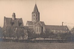 Gerresheimer Stiftskirche St. Margareta mit Quadenhof (1903)