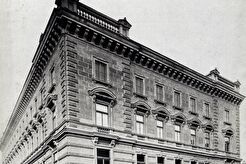 Főherceg Sándor utca 14., Degenfeld-Schomburg Imre palotabérháza (1874)