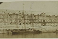 Quai du Louvre, galerie du Bord-de-l'Eau du palais du Louvre (1850)