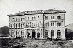 Fővám tér, a Fővámpalota déli homlokzata (1874)