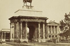 Wellington Arch, Duke of Wellington Statue at Hyde Park Corner (1850)