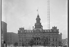 Welcome City Hall Detroit (1900)