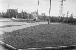 Свердловск. От Южной. Ботаника строится (1991)