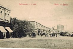 Персидские лавки на набережной Бакинской бухты (1901)