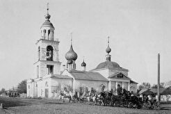Церковь Сошествия Святого Духа (справа) Церковь Трех Святителей Великих (слева ) (1880)