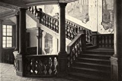 Treppe im Hause Karolinenstraße 18 (1905)