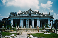 Calcutta Jain Temple (Parshwanath Temple) (1964)