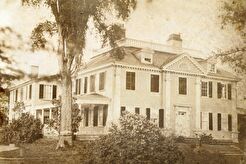Cambridge. Longfellow House (1870)