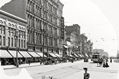 Ferry Building, Woodward Avenue, looking south from Grand River Avenue (1905)