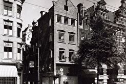 Nieuwezijds Voorburgwal 170-176 / Molsteeg (1940)