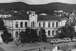 Поликлиника (1960)