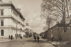 Venäjän kirkkokatu / Yliopistonkatu 25 (1890)
