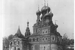 Храм Троицы Живоначальной (1950)