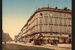 Rue Chapeau Rouge, from the Place Richelieu. Bordeaux (1890)