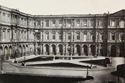 Intérieur de la cour du Louvre (1850)