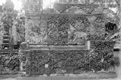 Relief di Pura Beji, Sangsit (1912)