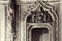 Toledo. Claustro de San Juan de los Reyes, puerta de entrada à la iglesia (1865)