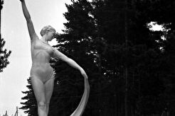 Statue in Palanga (1964)