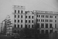 Перекресток улиц Карла Маркса и Ленина (1950)