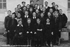 9г класс Мысковской средней школы, 13 сентября 1954 г. Где это? (1954)