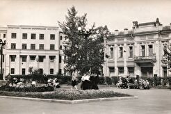Сквер на улице Ленина (1960)