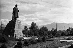 Памятник Абаю (1960)