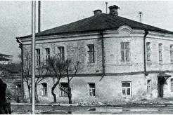 Здание архивной комиссии (1960)