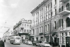Здание ресторана и гостиницы "Золотой Рог" (1960)